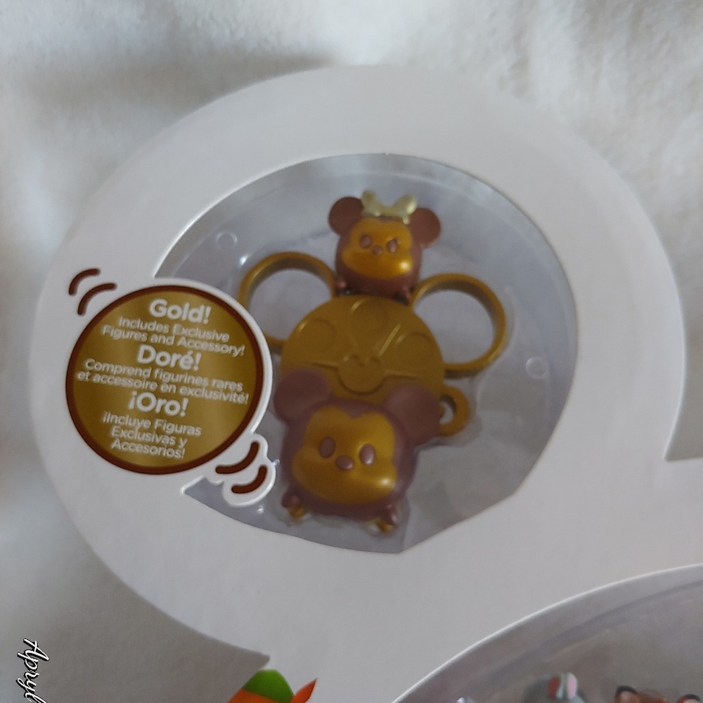 🏷Disney Tsum Tsum 24 piece figures NIB Gold - Picture 5 of 7